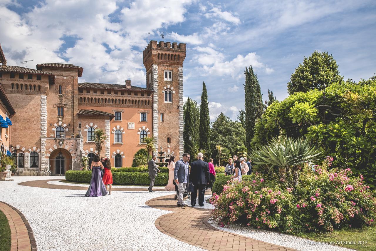 Castello Di Spessa - Residenze D'Epoca Hotel Capriva del Friuli Eksteriør billede